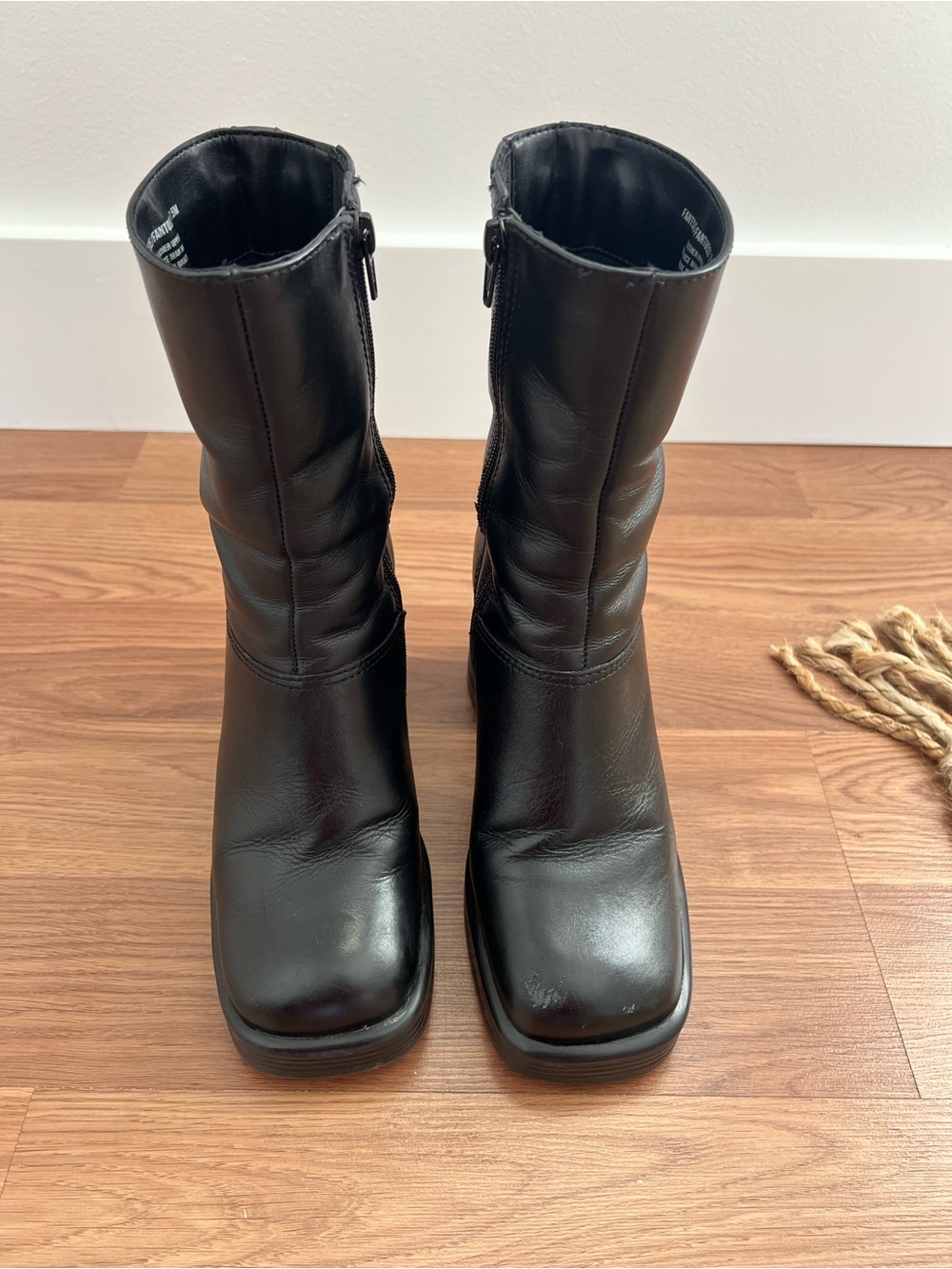 Steve Madden Fantsie Platform Boots – Size 7